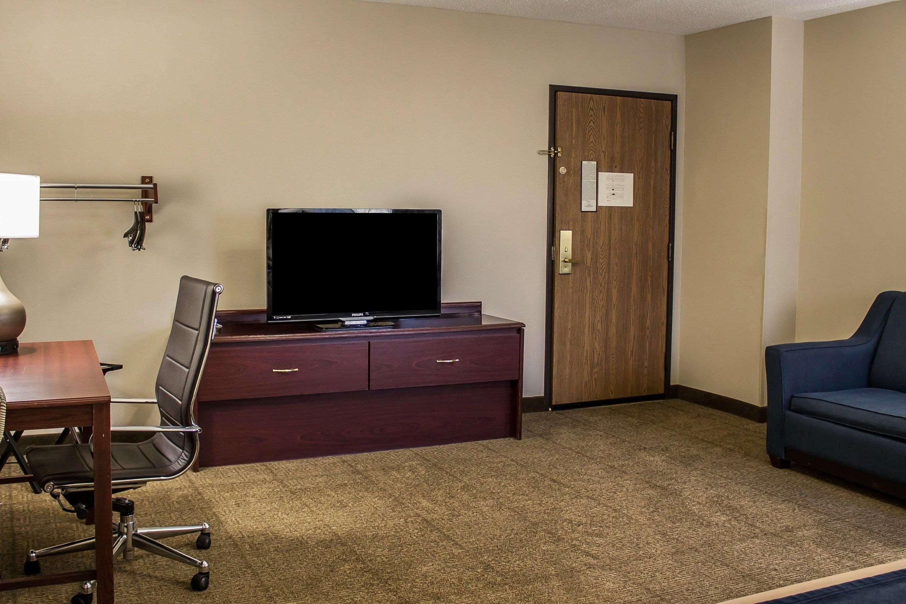 Comfort Inn Cambridge Exterior photo