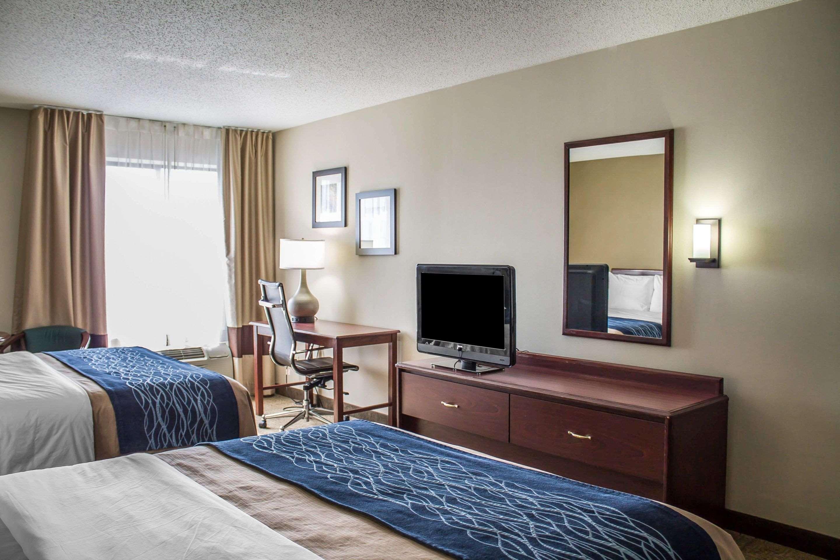 Comfort Inn Cambridge Exterior photo