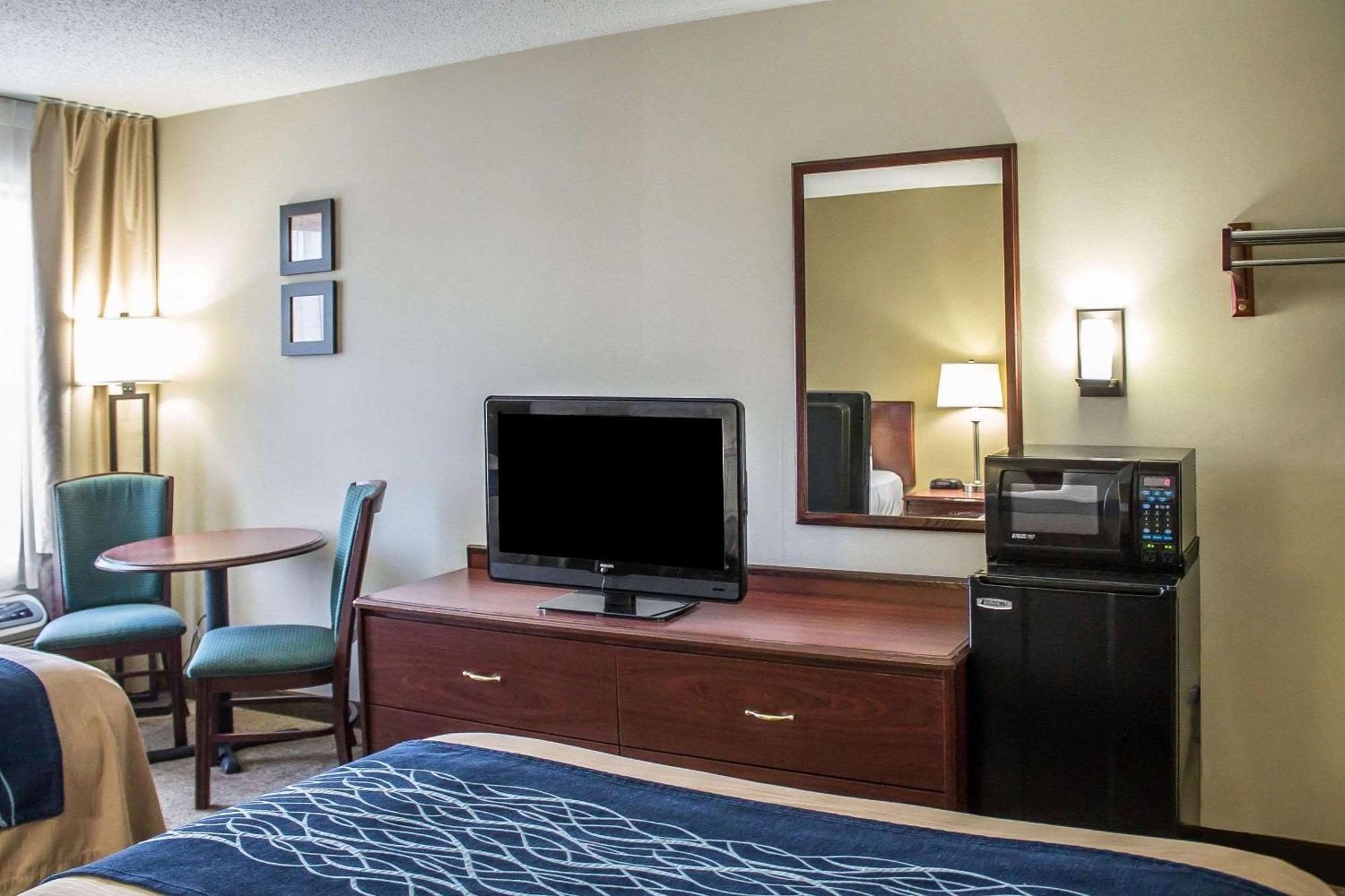 Comfort Inn Cambridge Exterior photo